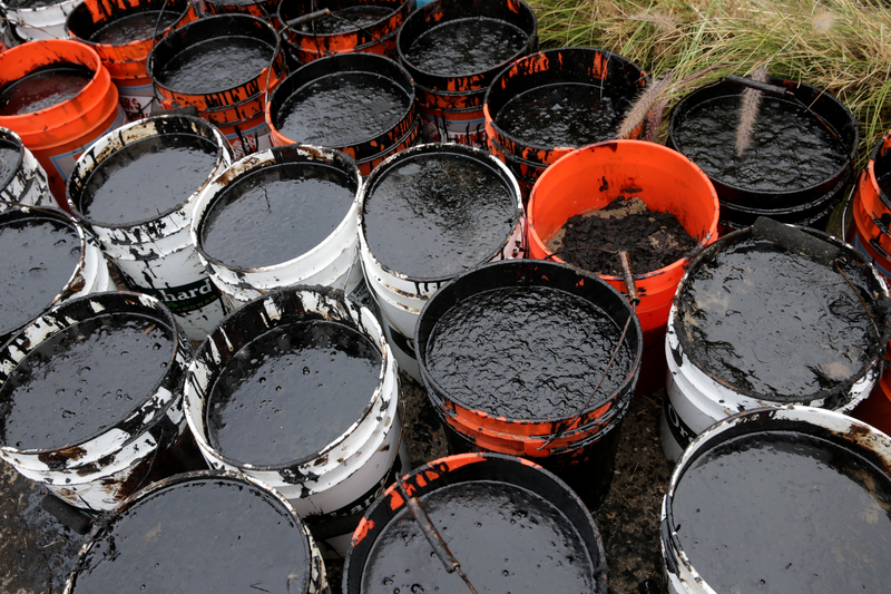 Illustration for article titled Santa Barbara Still Reeling From the Worst Oil Spill in Decades